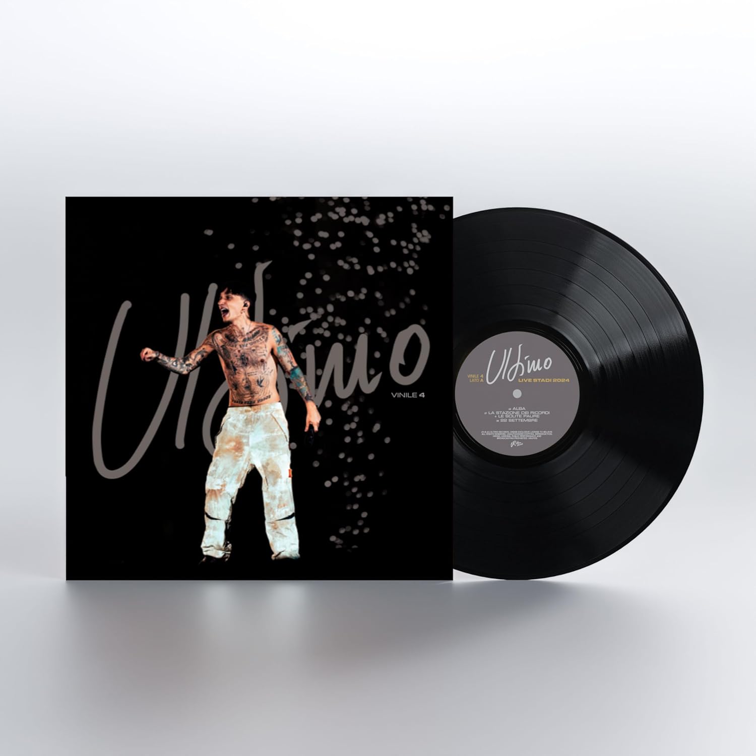 Ultimo Live Stadi 2025 – Vinile 4 etichetta grigia con copertina nera e scritta Ultimo in grigio