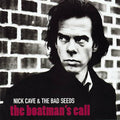 Nick Cave & The Bad Seeds – The Boatman's Call, copertina fronte editoriale: ritratto in bianco e nero di Nick Cave davanti a muro di mattoni, titolo in bianco e rosso in basso