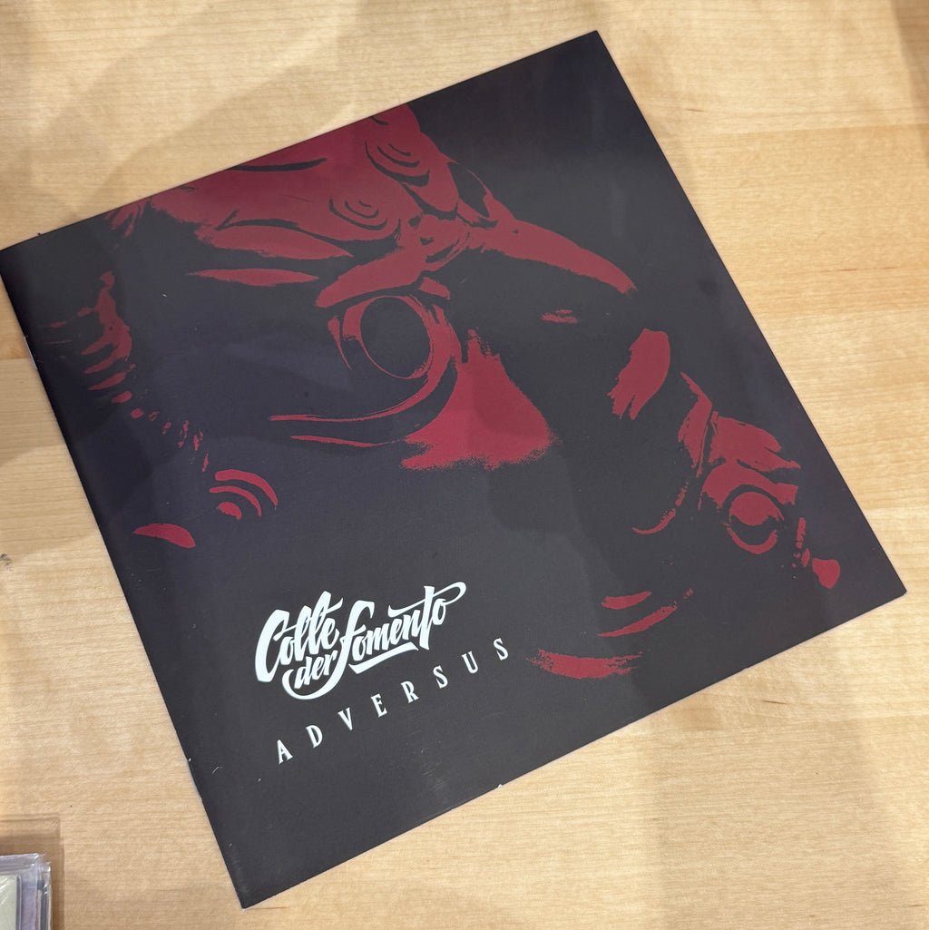 Copertina dell’album Adversus dei Colle der Fomento