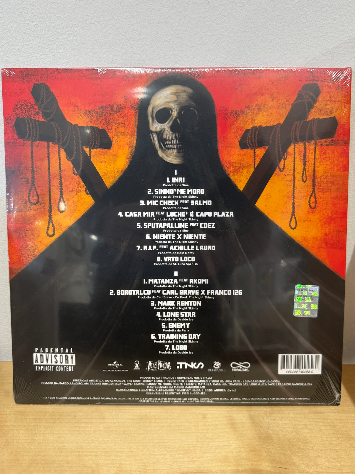 Retro di Enemy con tracklist, etichette e barcode EAN 0602567492580