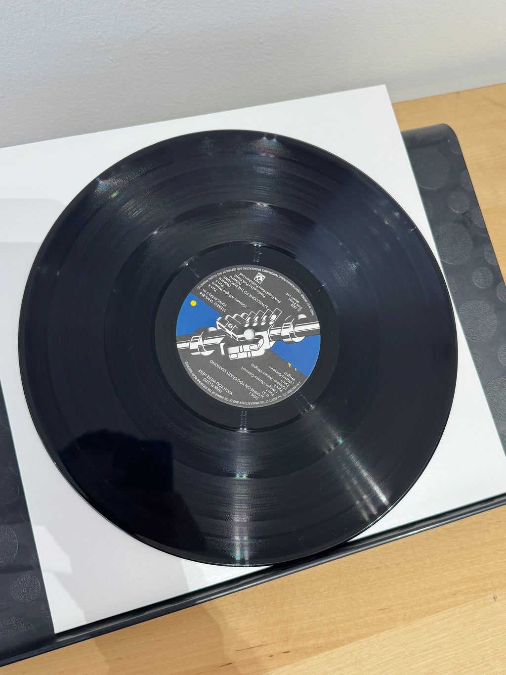 Etichetta lato A - Pink Floyd Wish You Were Here, Harvest Records SHVL 814, UK 1976