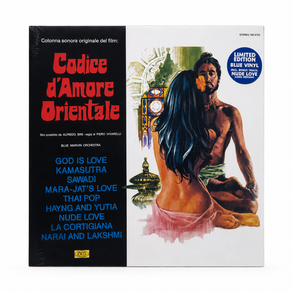 Copertina Blue Marvin Orchestra Codice d'Amore Orientale OST Joker SM 3722 SAAR 2024 - locandina originale del film con coppia in posa orientale su sfondo bianco, scritta rossa Codice d'Amore Orientale su sfondo nero a sinistra, sticker blu Limited Edition Blue Vinyl incl. Bonus Track Nude Love Long Version in alto a destra, logo Joker in basso a sinistra, vinile blu 12 pollici visibile a destra